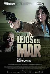 Elena Anaya and Eduard Fernández in Lejos del mar (2015)