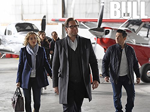 Freddy Rodríguez, Michael Weatherly, and Geneva Carr in Bull (2016)