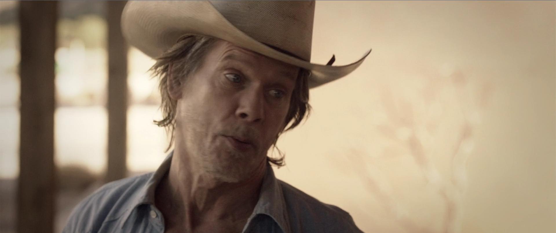 Kevin Bacon in Tremors (2018)