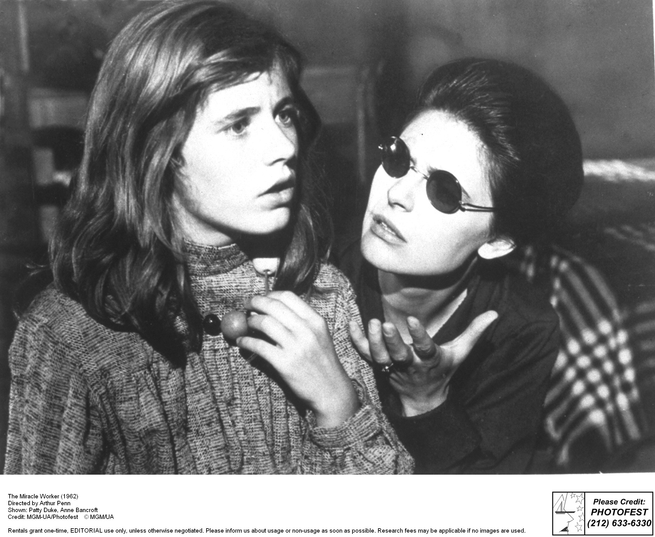 Anne Bancroft and Patty Duke in The Miracle Worker (1962)