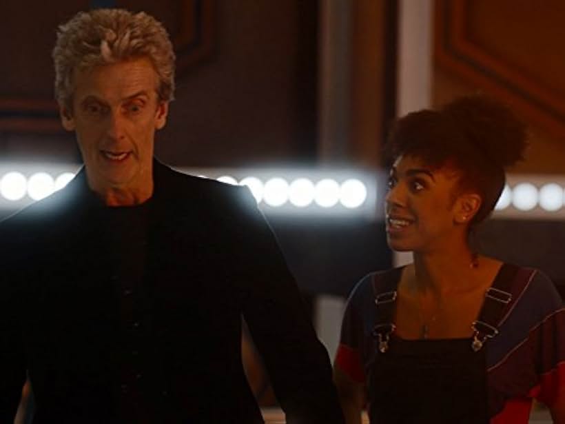 Peter Capaldi and Pearl Mackie in Bác Sĩ Vô Danh (2005)