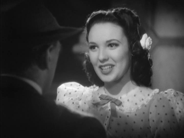 Linda Darnell in Star Dust (1940)