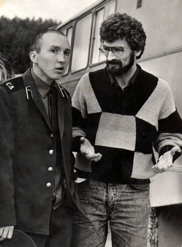 Aleksandr Chislov and Hussein Erkenov in Sto dney do prikaza (1991)