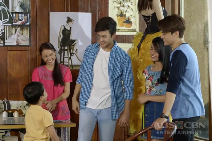 Tess Antonio, Jerome Ponce, Vivoree Esclito, and Charles Kieron in Wansapanataym (2010)