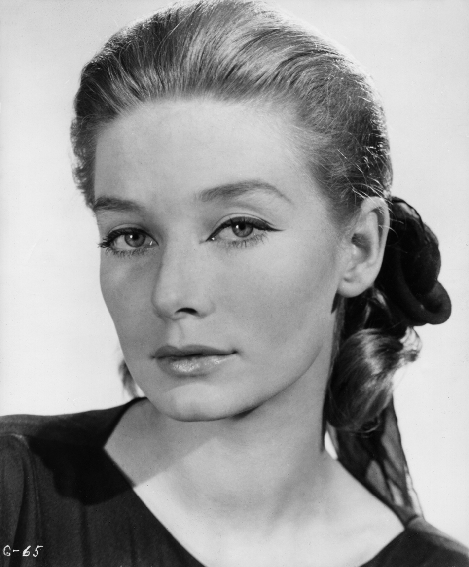 Tania Mallet in Ngón Tay Vàng (1964)