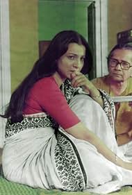 Tanuja Samarth in Adalat O Ekti Meye (1982)