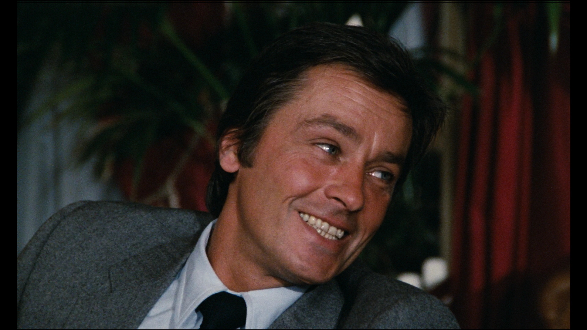 Alain Delon in Pour la peau d'un flic (1981)