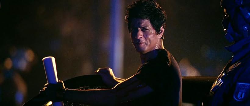 Shah Rukh Khan in Truy Sát Ông Trùm 2 (2011)