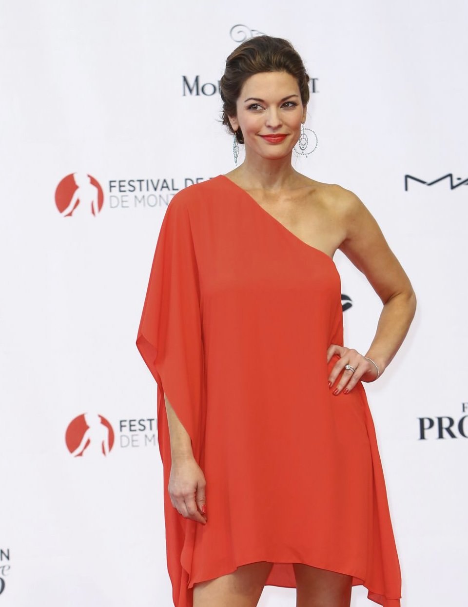 Alana De La Garza