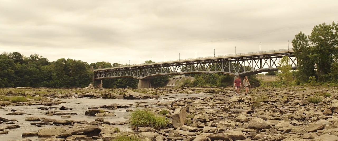 Gattlin Griffith and Brighid Fleming in Labor Day (2013)