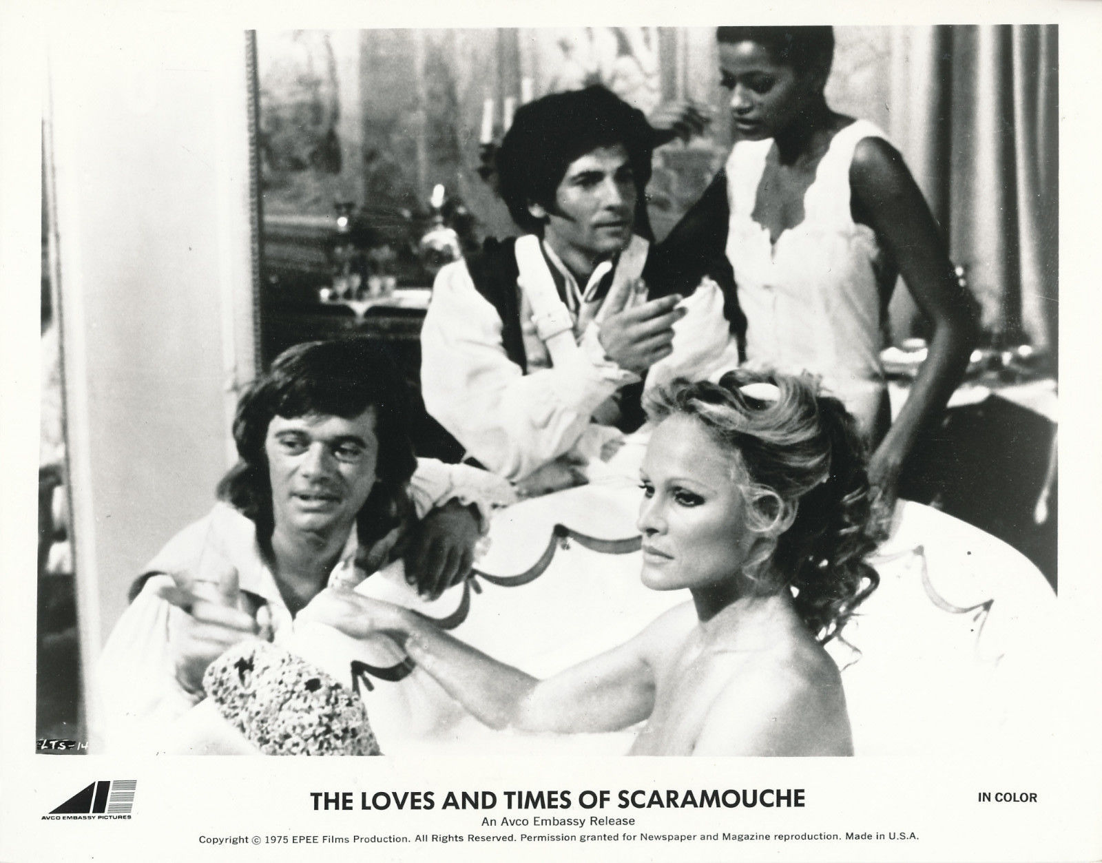 Ursula Andress, Vera De Oliveira, Giancarlo Prete, and Michael Sarrazin in Le avventure e gli amori di Scaramouche (1976)