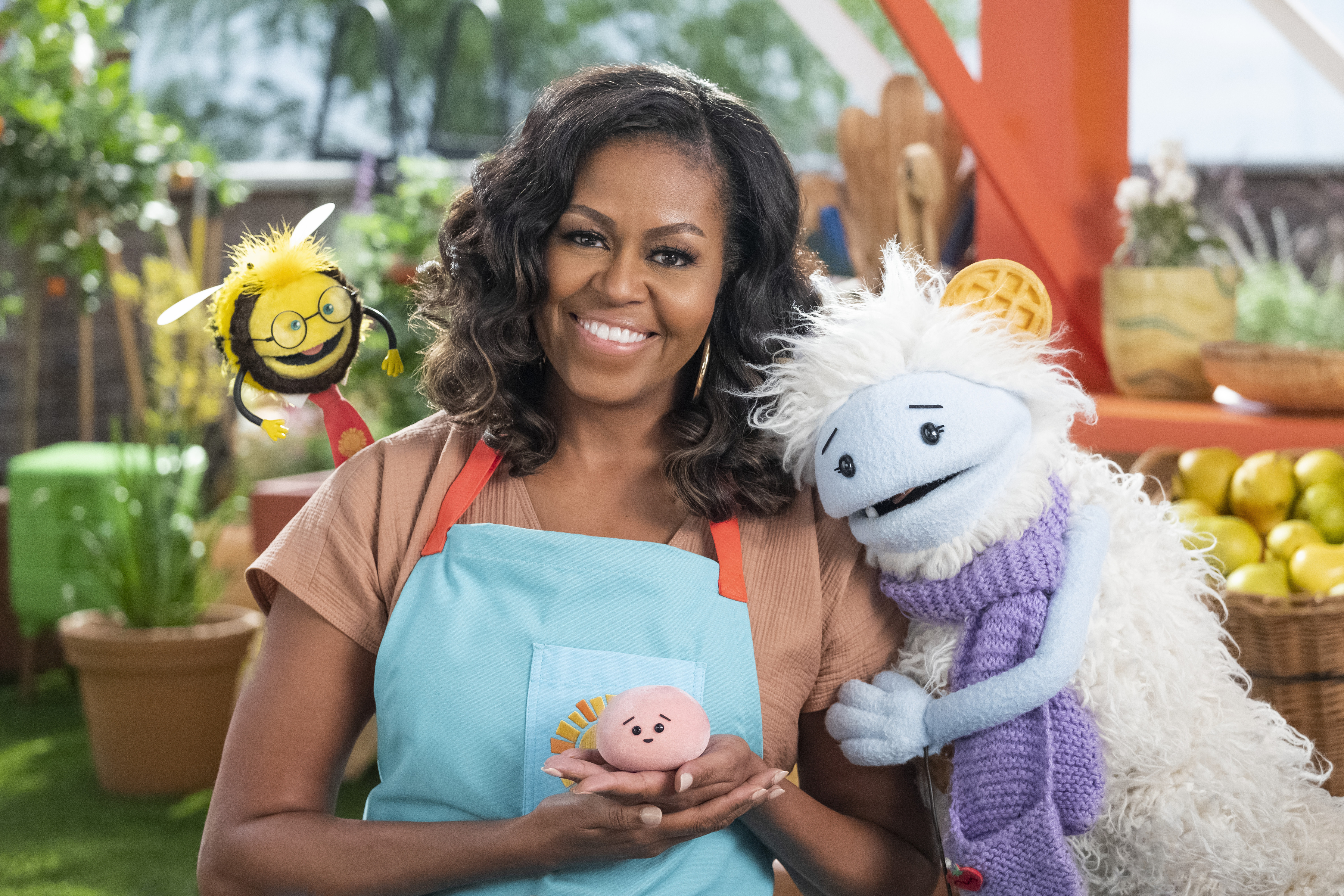 Michelle Obama, Michelle Zamora, and Piotr Michael in Bánh Quế + Mochi (2021)