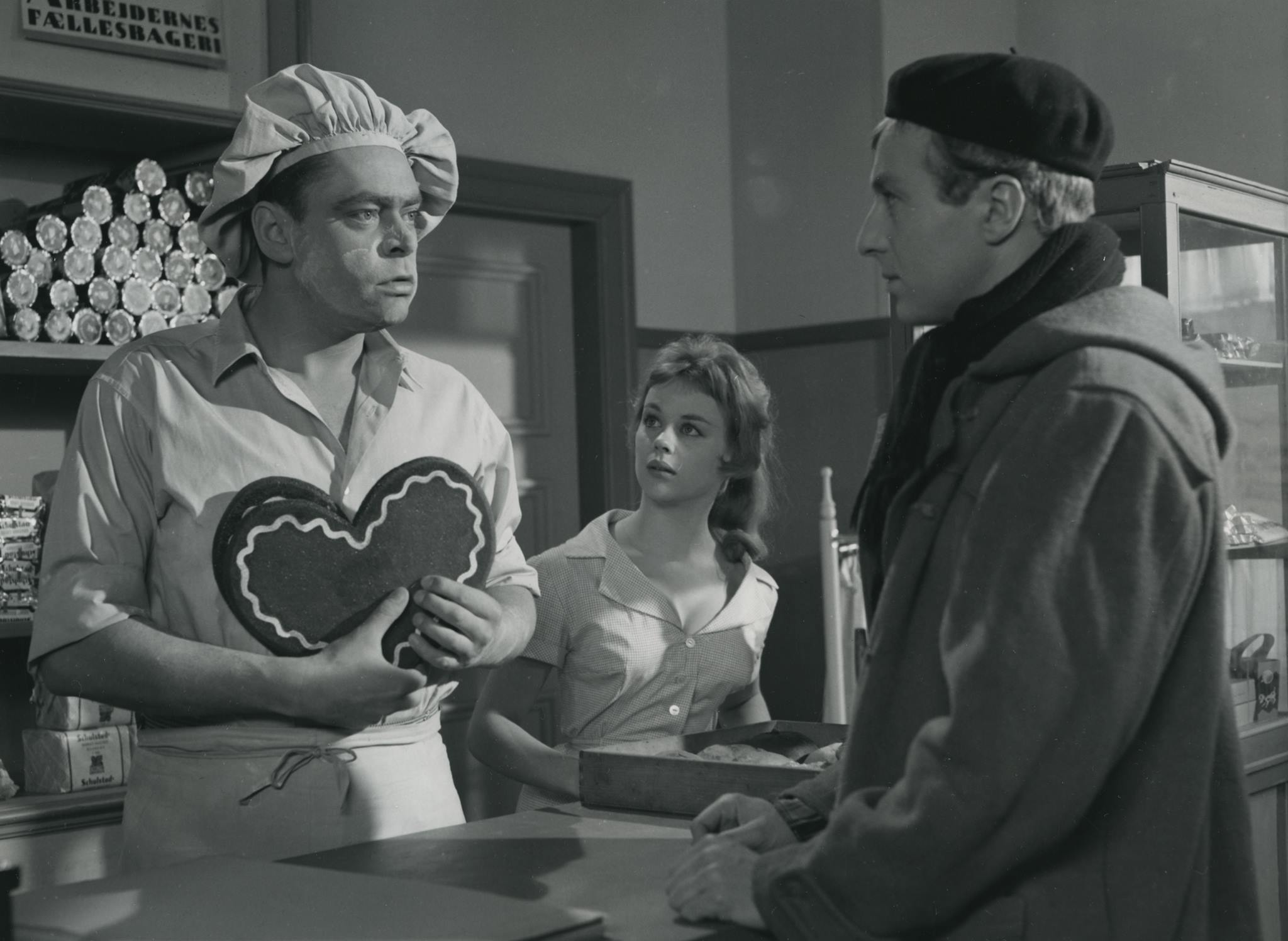 Judy Gringer, Henning Moritzen, and Dirch Passer in Poeten og Lillemor (1959)