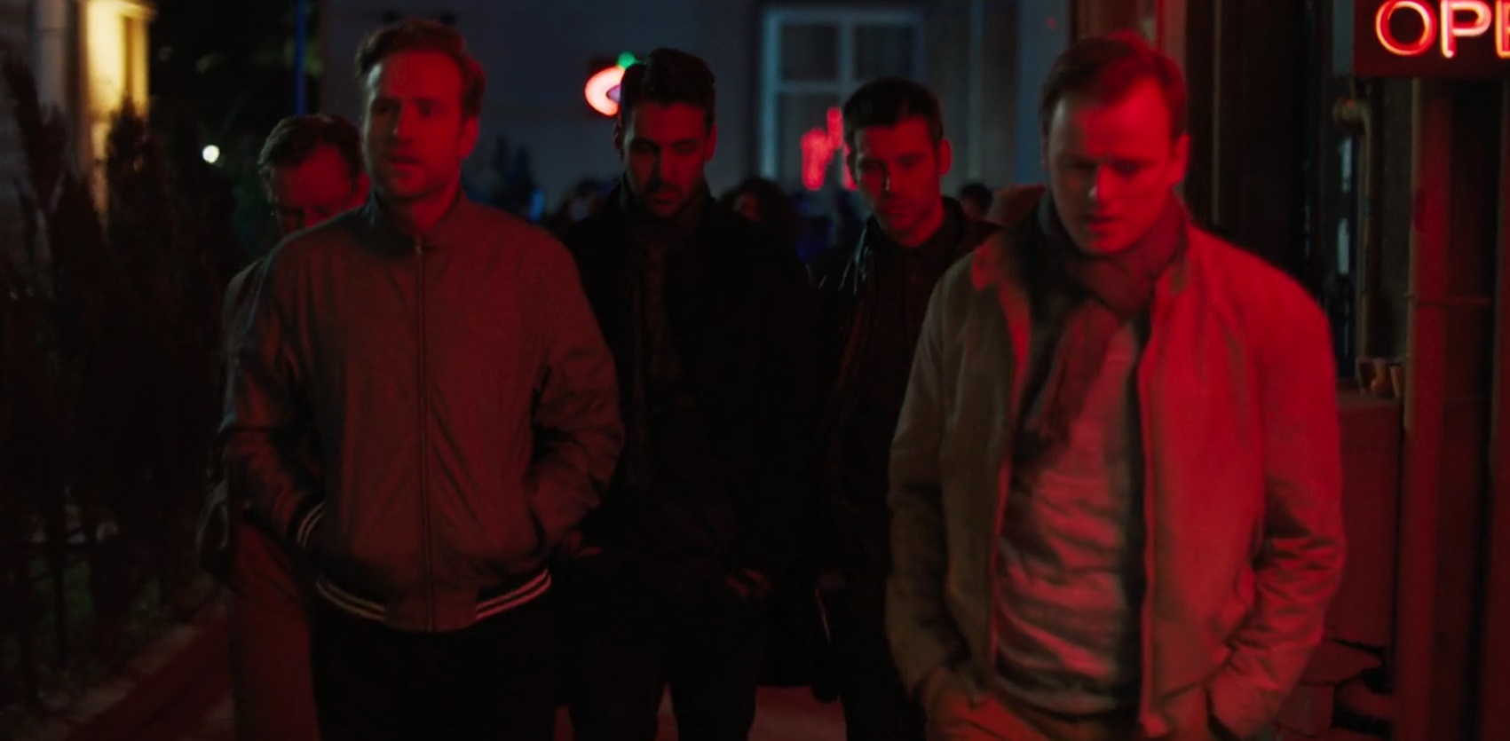 Sam Troughton, Rafe Spall, Robert James-Collier, Paul Reid, and Arsher Ali in Nghi Lễ Tế Thần (2017)