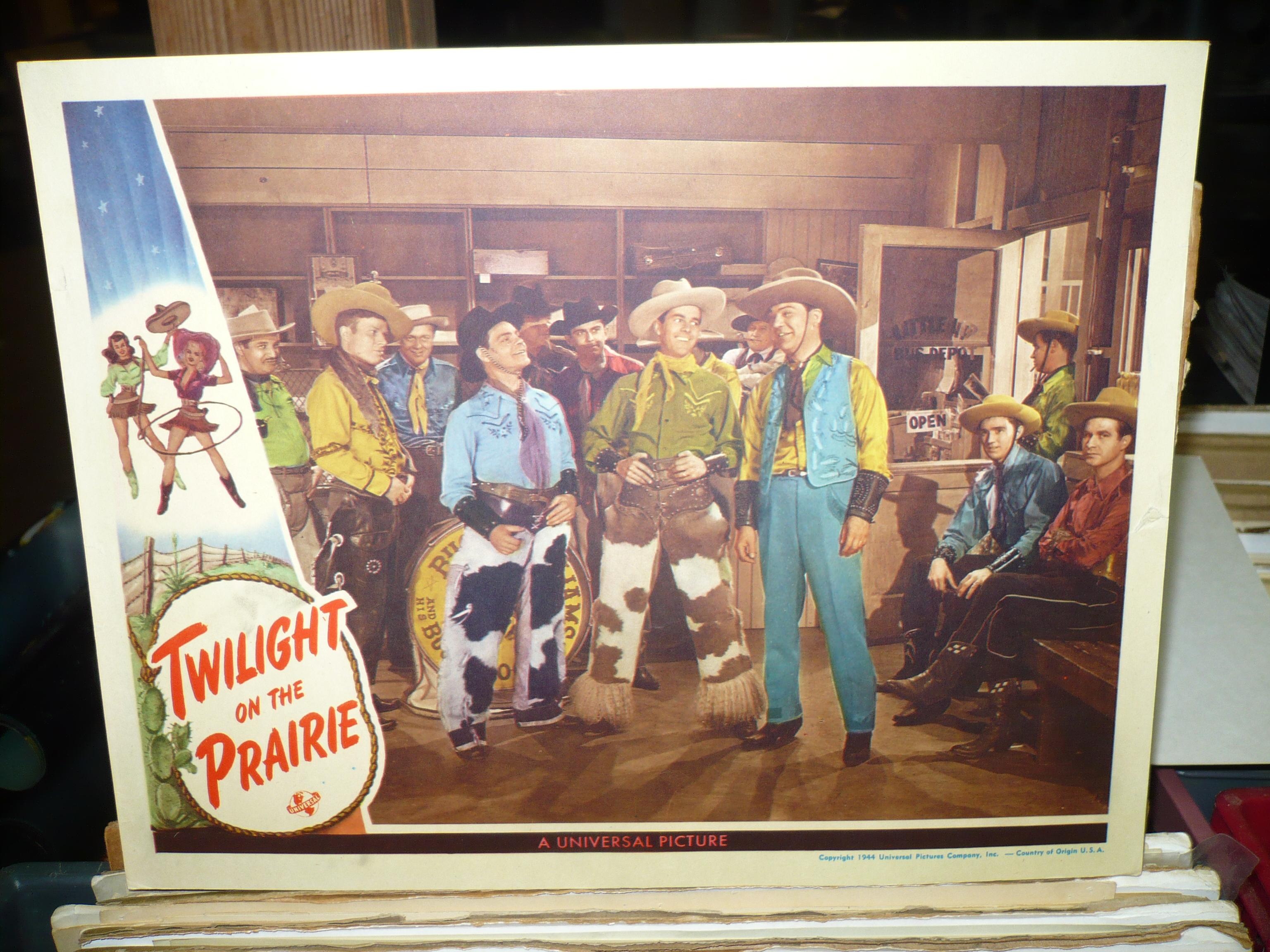 Jimmie Dodd, Johnny Downs, Eddie Quillan, Riders of the Purple Sage, and Foy Willing in Twilight on the Prairie (1944)