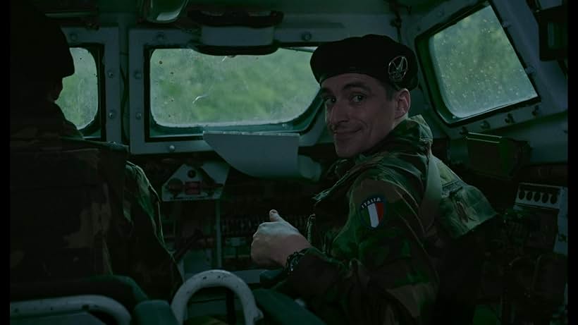 Flavio Parenti in Mrak (2022)