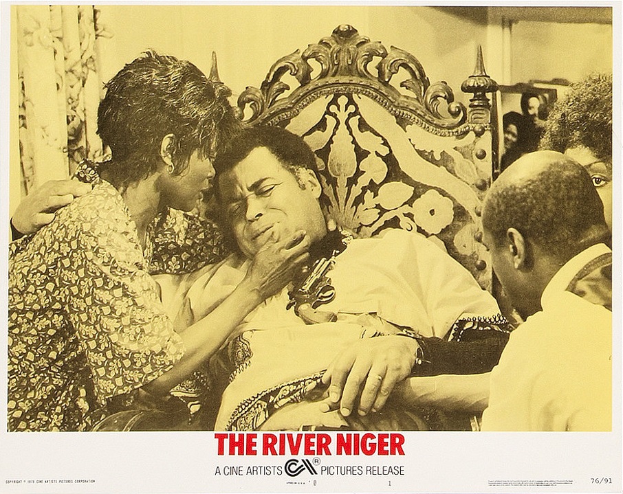 James Earl Jones and Cicely Tyson in The River Niger (1976)