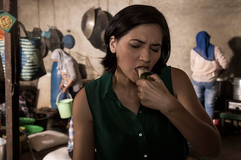 Hannah Al Rashid in Aruna Và Khẩu Vị Yêu Thích (2018)