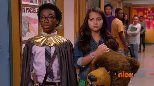 Jaheem Toombs and Isabela Merced in 100 Things to Do Before High School (2014)