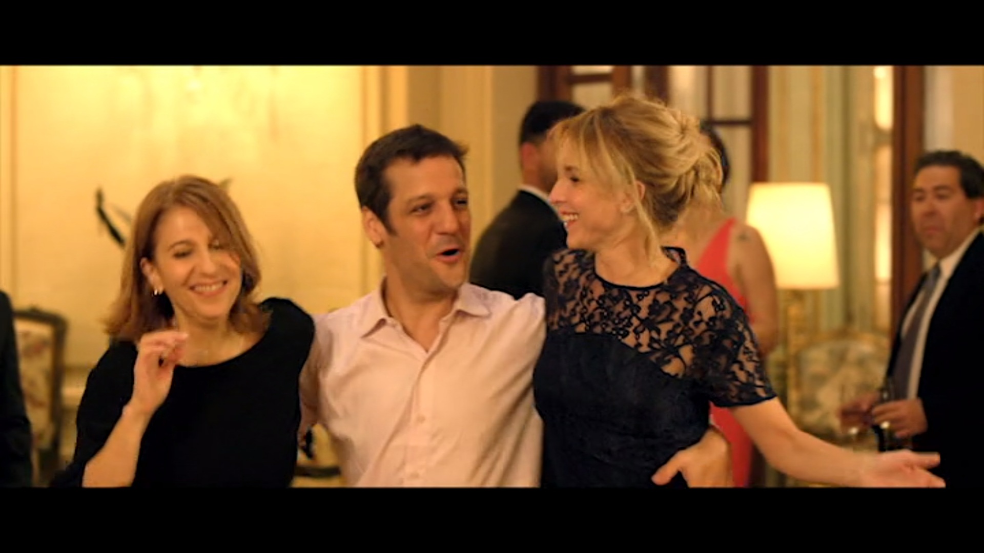 Rodrigo de la Serna, Alejandra Flechner, and Carla Peterson in Inseparables (2016)