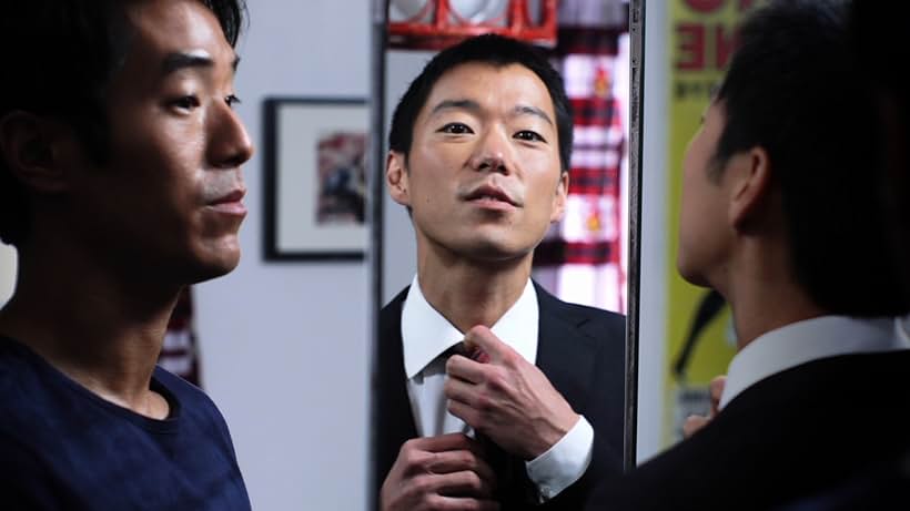 Leonardo Nam and Aaron Yoo in Someone Else (2015)