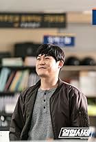 Kim Seong-gyoon in Yeolhyeolsaje (2019)