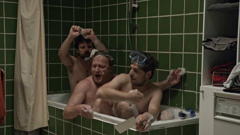 Simon Jaritz, Stefan Pohl, and Rainer Wöss in Die Badewanne (2016)