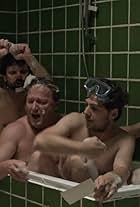 Simon Jaritz, Stefan Pohl, and Rainer Wöss in Die Badewanne (2016)