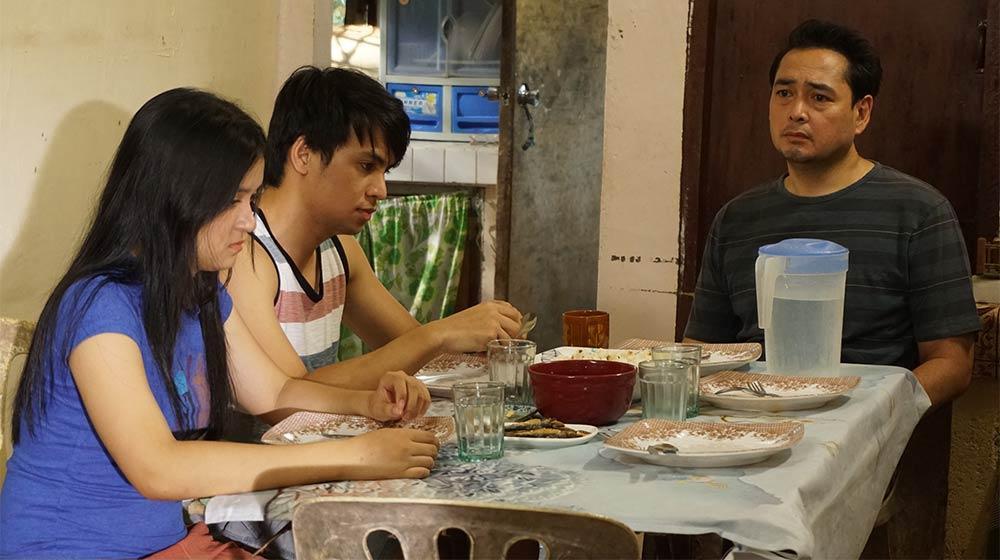 Cris Villanueva, Kim De Leon, and Patricia Coma in Magpakailanman (2012)