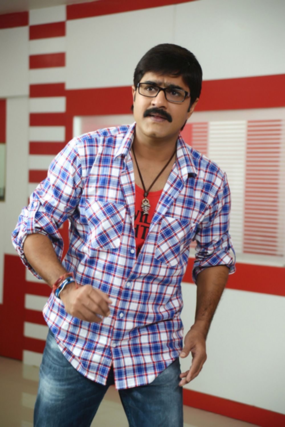 Meka Srikanth in Malligadu Marriage Bureau (2014)