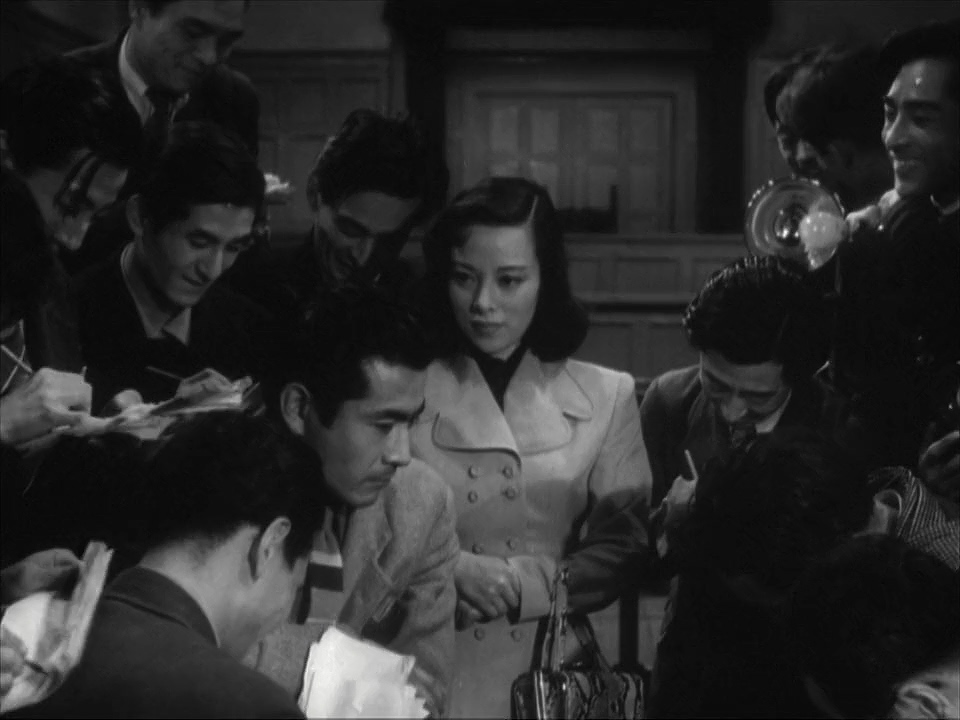 Toshirô Mifune and Shirley Yamaguchi in Shûbun (1950)