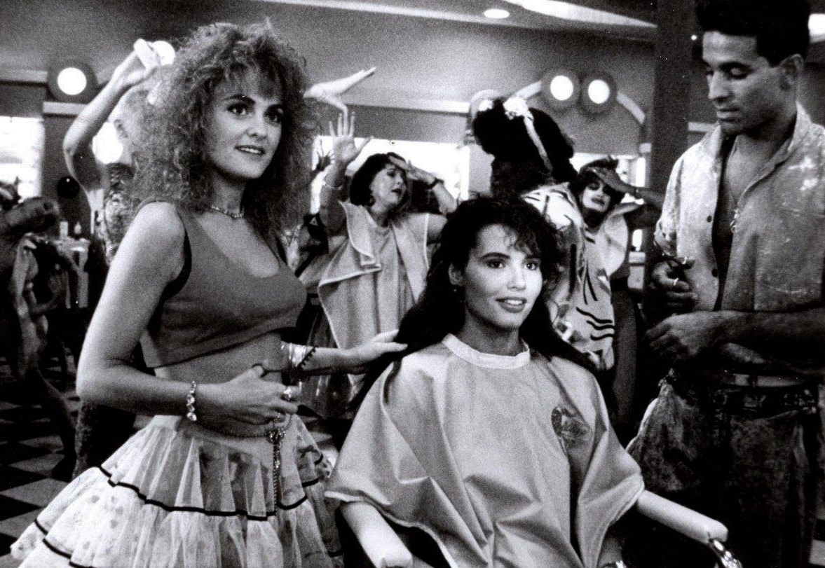 Geena Davis and Julie Brown in Earth Girls Are Easy (1988)