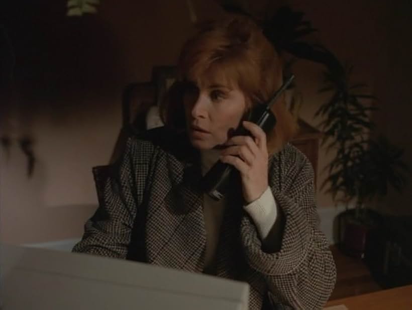 Stefanie Powers in Someone Is Watching (2000)