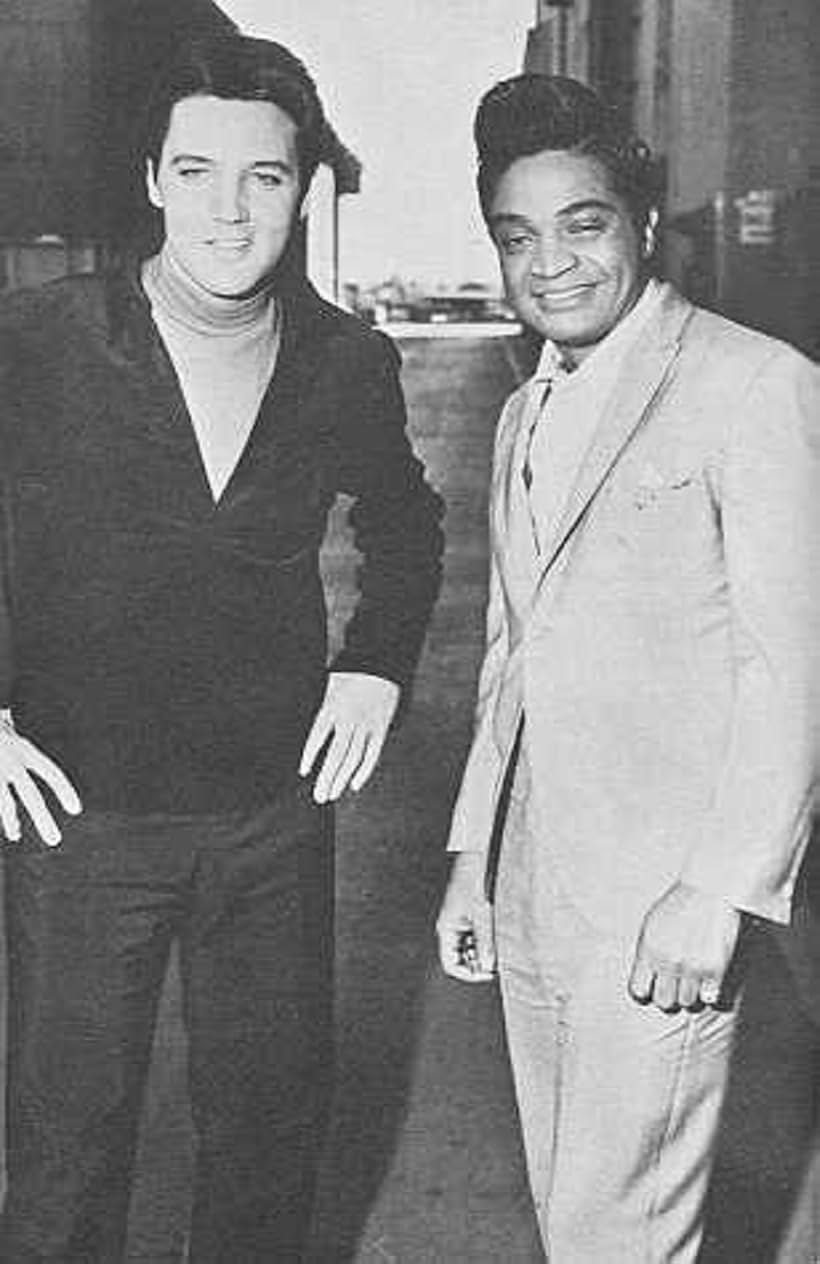 Elvis Presley and Jackie Wilson in Double Trouble (1967)