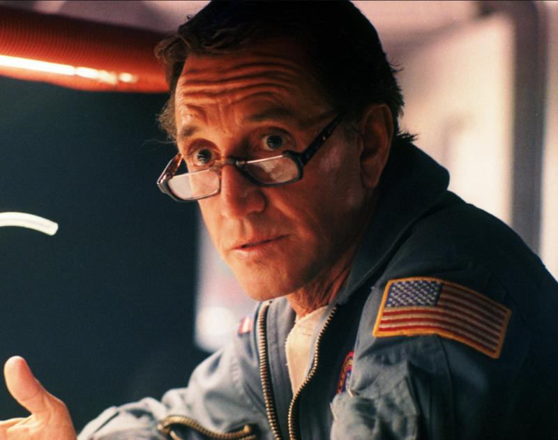 Roy Scheider in Thế Giới Bí Ẩn Năm 2010 (1984)