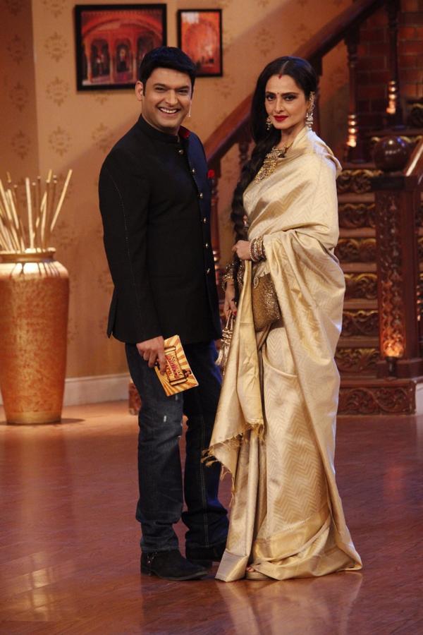 Rekha and Kapil Sharma in Comedy Nights with Kapil (2013)