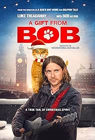 Luke Treadaway and Bob the Cat in A Christmas Gift from Bob (2020)