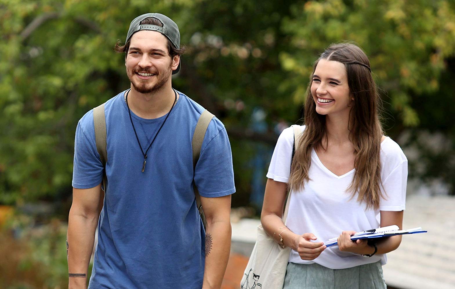 Çagatay Ulusoy and Leyla Lydia Tugutlu in Delibal (2015)