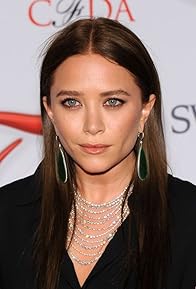 Primary photo for Mary-Kate Olsen