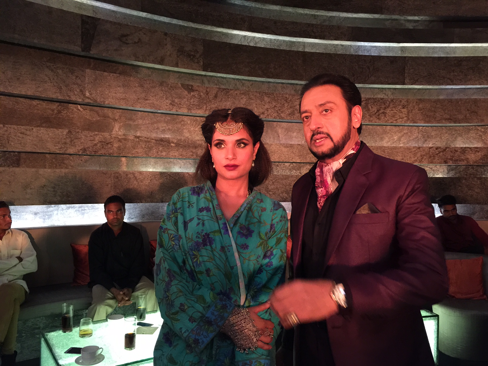 Gulshan Grover and Richa Chadha in Cabaret (2019)