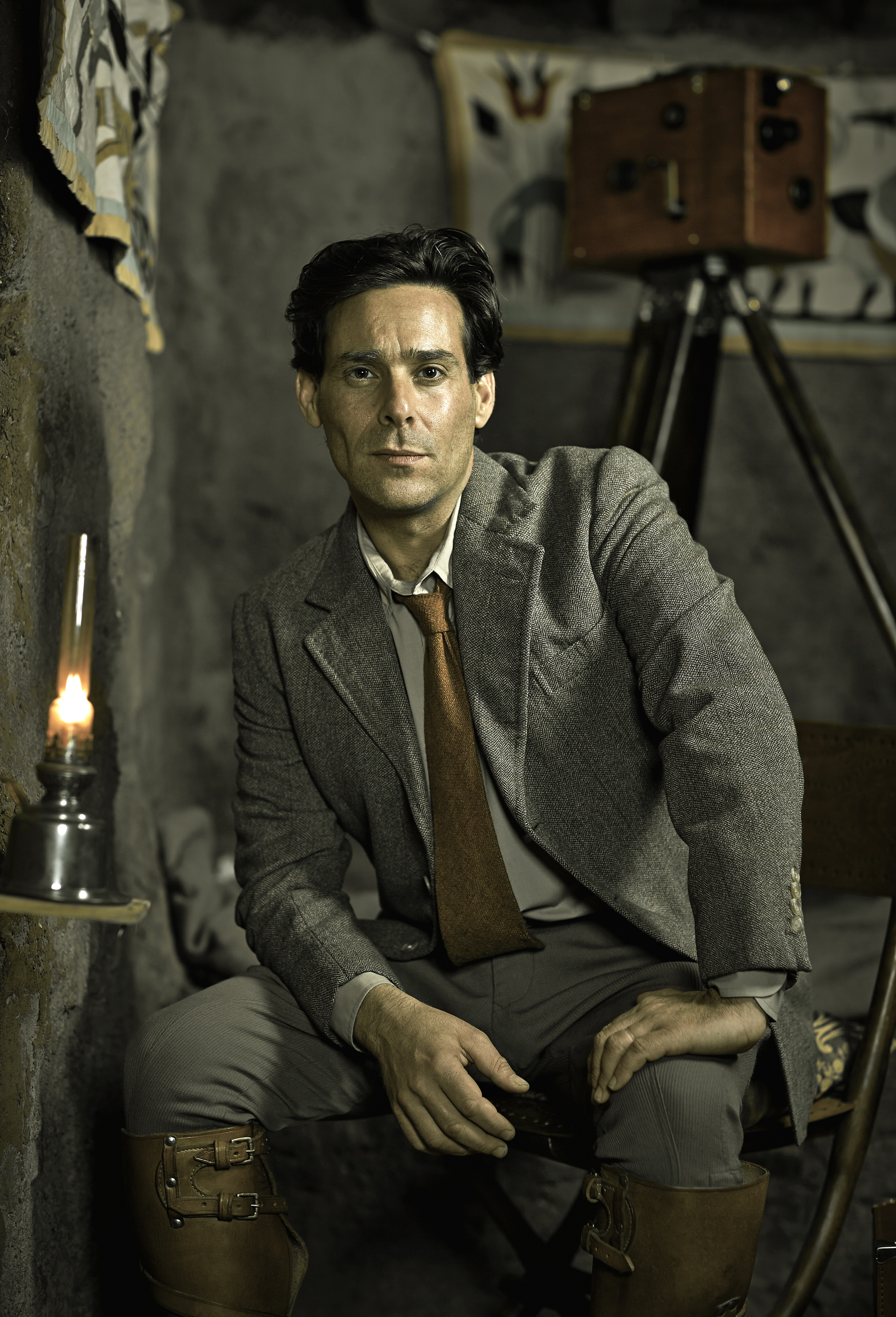 James Callis as Ellis Ashmead Bartlett - World War One Journalist - Gallipoli for Channel 9

dir. Glendyn Ivin