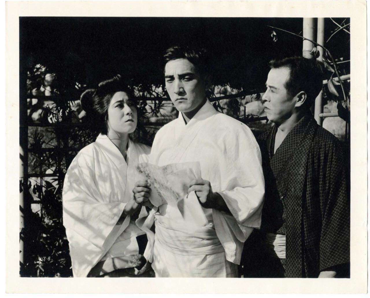 Tsuru Aoki and Sessue Hayakawa in The Dragon Painter (1919)