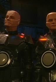 Robert Llewellyn and Judy Pascoe in Red Dwarf (1988)