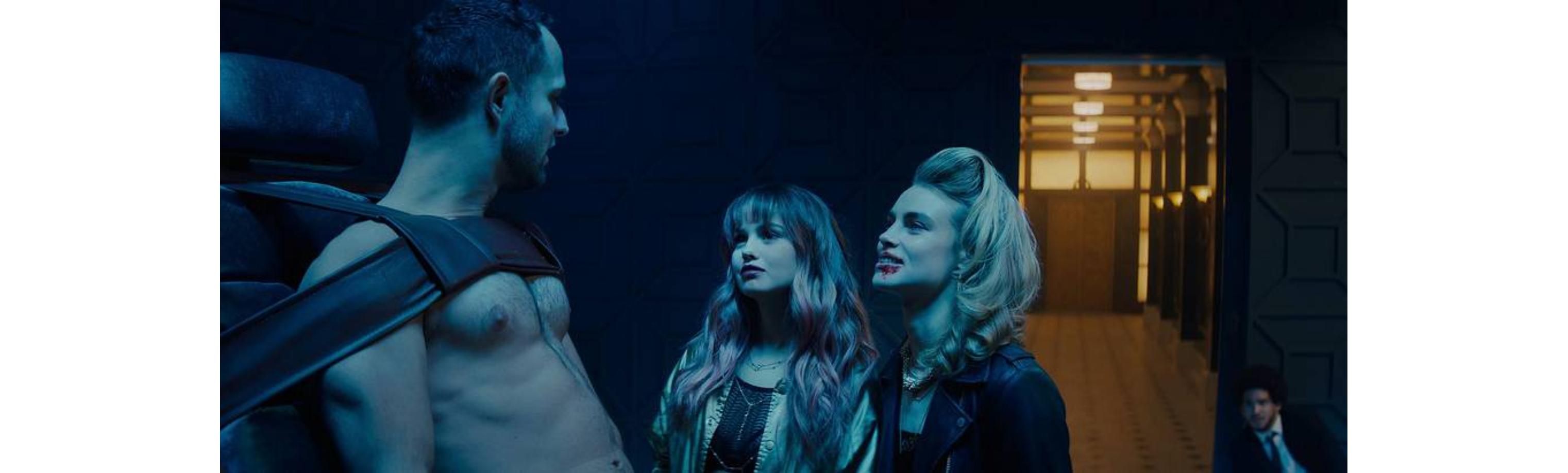 Debby Ryan, Hunter Burke, Lucy Fry, and Jorge Lendeborg Jr. in Nanh Sắc Trong Đêm (2021)