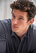 Callum Turner at an event for Sinh Vật Huyền Bí: Tội Ác Của Grindelwald (2018)