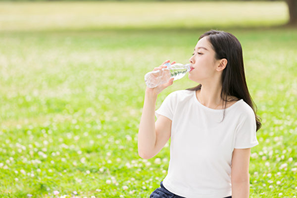 水分不足が、血栓や慢性疾患の原因に？（1）